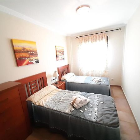 Apartamento 2 Dormitorios.Urb Playa Verde Isla Canela Luaran gambar